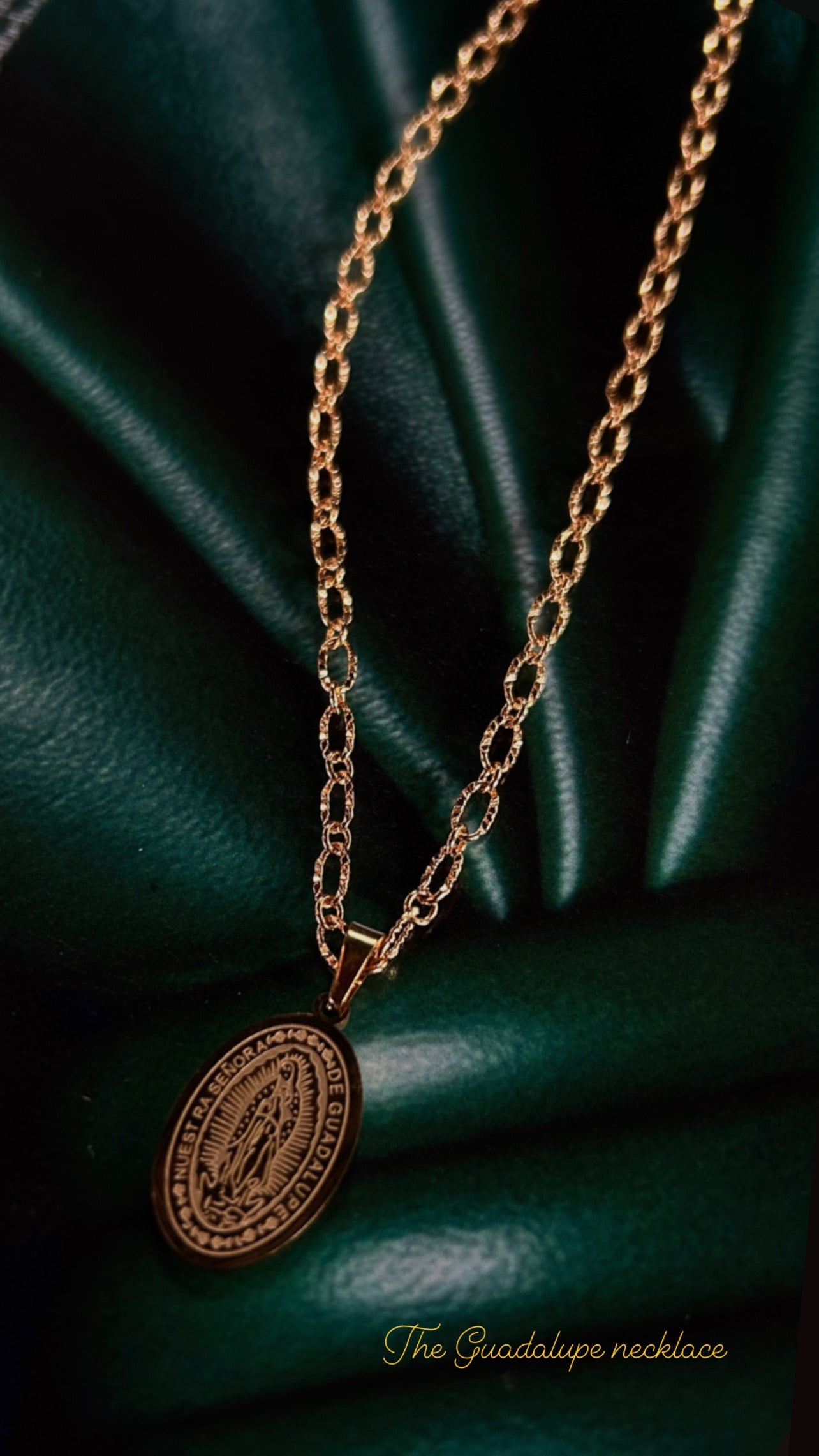 Necklace De Luz Guadalupe